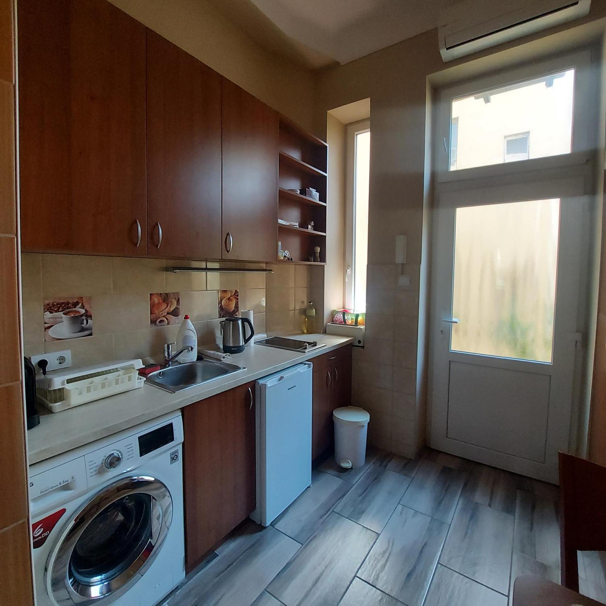 Cute Apartment Close To The Center Budapeste Exterior foto